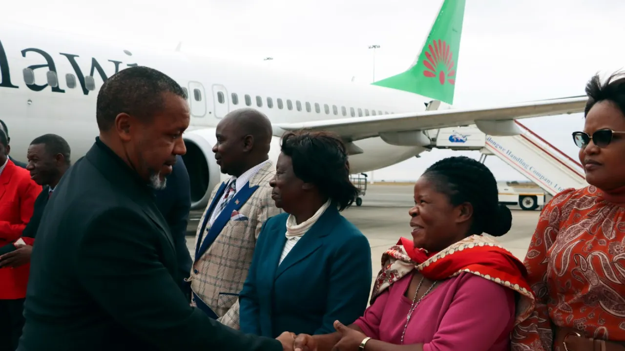 البحث مستمرًا.. القصة الكاملة لاختفاء طائرة نائب رئيس ملاوي