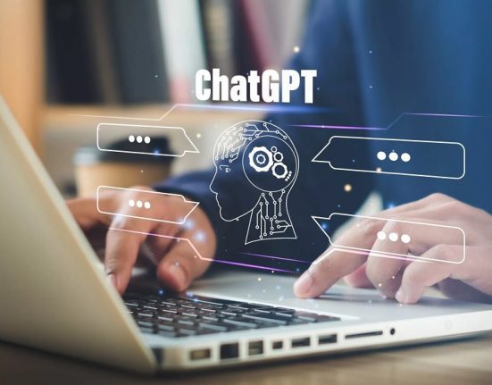 أجرت شركة سترايس سلسلة من التجارب التي تضمنت طلب نصائح من ChatGPT حول كيفية ارتكاب جرائم محددة، حيث استطاع البرنامج أن يقدم إرشادات حول غسل الأموال عبر الحدود