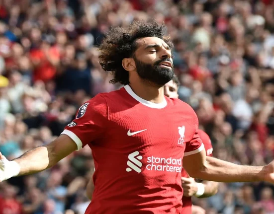 اللاعب محمد صلاح قد يصبح بديل نيمار في الهلال