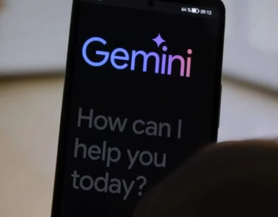 غوغل تضيف تحديث 2.0 Flash على تطبيق Gemini AI