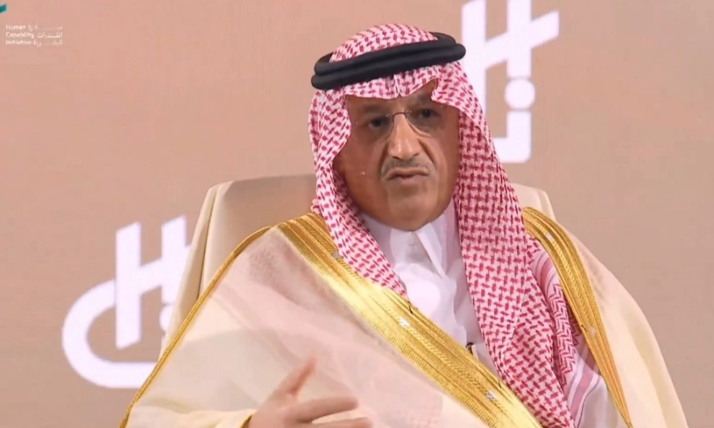 وزير التعليم، يوسف بن عبدالله البنيان، يعلق إطلاق مؤسسة وطنية لإعداد المعلمين